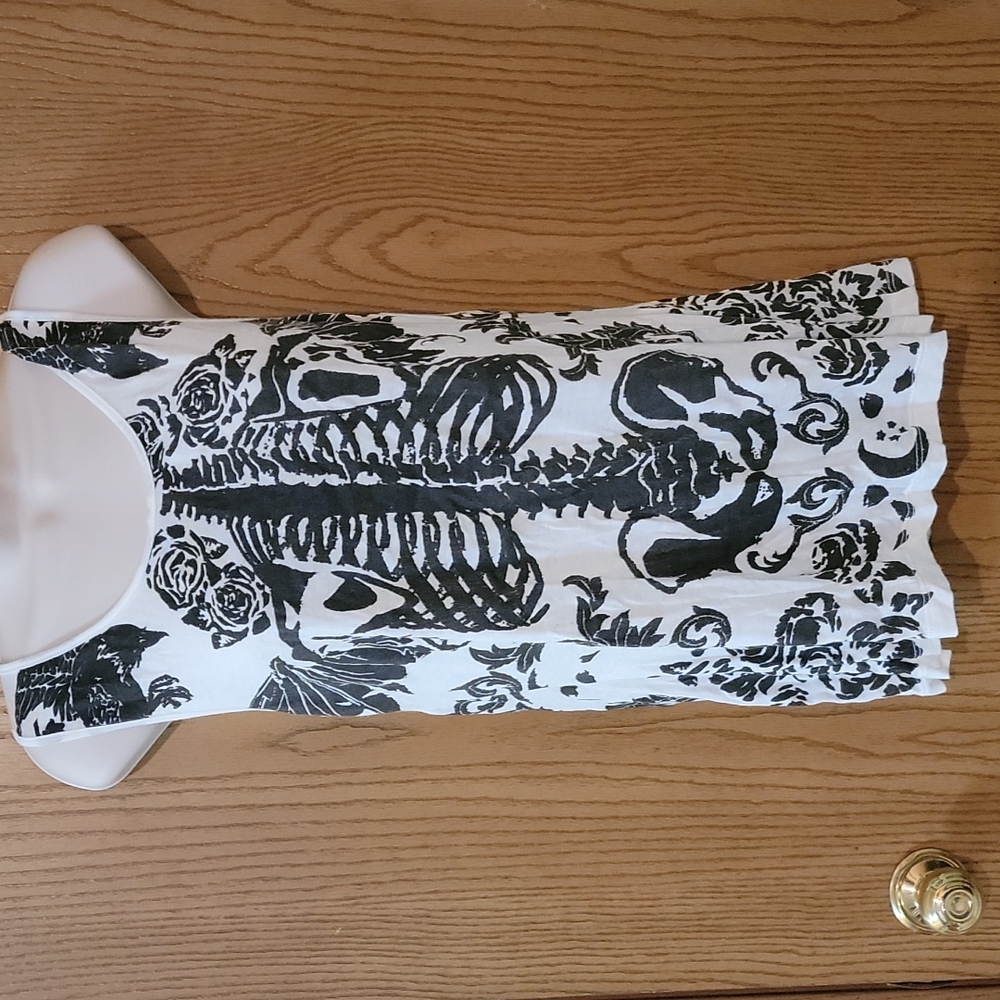 Hot Topic Skeletal Print Tank